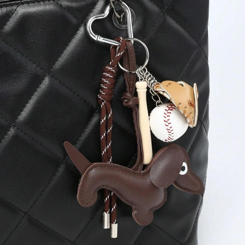 DACHSHUND WITH BASEBALL SET CHARM
